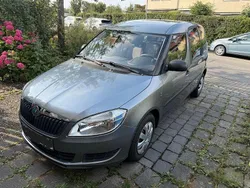Grau Gebraucht 2010 Skoda Roomster Plus Edition Kombi | 4.250 € (Guter Preis)