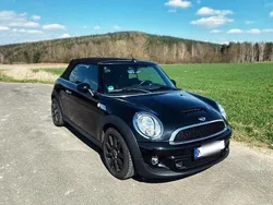 Schwarz Gebraucht 2014 Mini Cooper S Cabriolet Cabrio | 15.450 € (Etwas zu teuer)