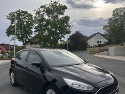 Schwarz Gebraucht 2017 Ford Focus Limousine | 7.000 € (Fairer Preis)