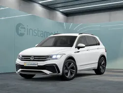 Weiß Gebraucht 2024 VW Tiguan R-line SUV | 38.760 € (Fairer Preis)