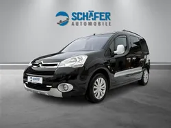 Schwarz Gebraucht 2011 Citroën Berlingo SELECTION Van / Kleinbus | 8.950 € (Teuer)