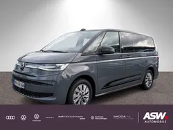 Pure grey/ dach deep black per Gebraucht 2024 VW Multivan Life Van / Kleinbus | 73.950 €