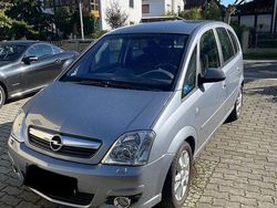 Silber Gebraucht 2008 Opel Meriva Cosmo Van / Kleinbus | 3.799 € (Fairer Preis)