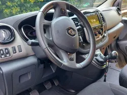 Grau Gebraucht 2019 Renault Trafic Van | 18.500 € (Teuer)