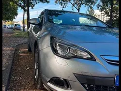 Grau Gebraucht 2011 Opel Astra GTC Edition Limousine | 3.500 € (Superpreis)