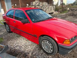 Rot Gebraucht 1995 BMW 316 Compact Kleinwagen | 1.200 €