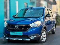Blau Gebraucht 2020 Dacia Lodgy Stepway Van / Kleinbus | 15.490 € (Etwas zu teuer)