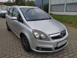 Silber Gebraucht 2006 Opel Zafira Cosmo Van / Kleinbus | 2.799 € (Fairer Preis)