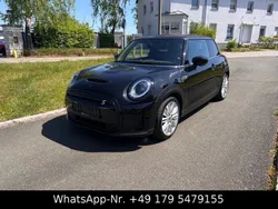 Schwarz Gebraucht 2022 Mini Cooper SE Classic Kleinwagen | 14.990 €