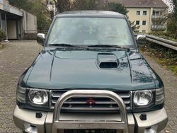 Grün Gebraucht 1997 Mitsubishi Pajero SUV | 7.700 €