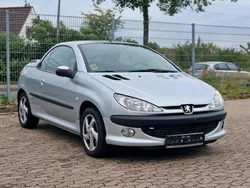 Silber Gebraucht 2003 Peugeot 206 CC Cabrio | 999 € (Fairer Preis)