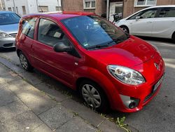 Rot Gebraucht 2011 Renault Twingo Kleinwagen | 3.300 € (Etwas zu teuer)