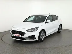 Weiß Gebraucht 2021 Ford Focus ST Limousine | 29.490 € (Guter Preis)