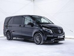Schwarz Gebraucht 2023 Mercedes V300 Van / Kleinbus | 92.820 €