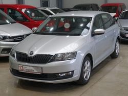 Silber Gebraucht 2017 Skoda Rapid Cool Edition Kombi | 8.690 € (Fairer Preis)
