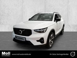Weiß Gebraucht 2024 Volvo XC40 Business Edition SUV | 39.890 € (Fairer Preis)