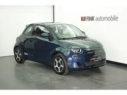 Grün Gebraucht 2023 Fiat 500e Action Limousine | 12.900 € (Superpreis)