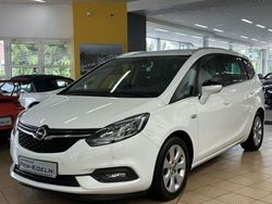Weiß Gebraucht 2017 Opel Zafira Business Innovation Van / Kleinbus | 12.950 € (Fairer Preis)