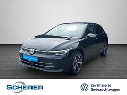 Grenadillschwarz metallic (metallic) Gebraucht 2024 VW Golf VIII Style Limousine | 28.600 € (Fairer Preis)