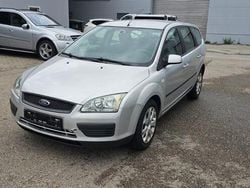 Silber Gebraucht 2006 Ford Focus Fun X Kombi | 790 € (Superpreis)