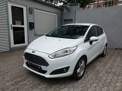 Weiß Gebraucht 2014 Ford Fiesta Titanium Kleinwagen | 6.299 € (Guter Preis)