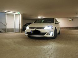 Weiß Gebraucht 2018 VW Golf VII GTI Limousine | 22.500 € (Fairer Preis)