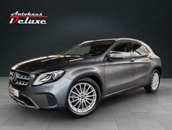 Grau Gebraucht 2018 Mercedes GLA180 Urban SUV | 18.900 € (Fairer Preis)