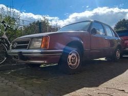 Andere farben Gebraucht 1979 Opel Commodore Limousine | 1.500 €