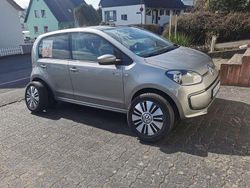 Silber Gebraucht 2013 VW e-up! Kleinwagen | 7.200 € (Guter Preis)