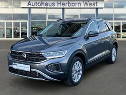 Grau Neu 2025 VW T-Roc Life SUV | 30.950 € (Superpreis)