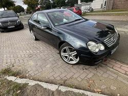 Gebraucht 2007 Mercedes C200 Coupé | 3.200 € (Fairer Preis)