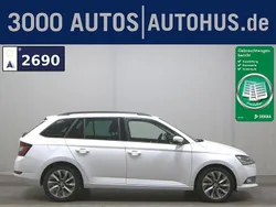 Weiss Gebraucht 2022 Skoda Fabia Clever Kombi | 10.480 € (Superpreis)