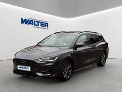 Grau Gebraucht 2024 Ford Focus ST-Line X Limousine | 23.990 € (Guter Preis)