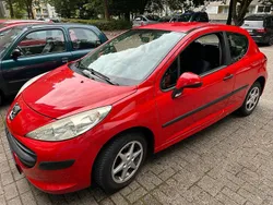 Rot Gebraucht 2007 Peugeot 207 Kleinwagen | 1.600 € (Fairer Preis)
