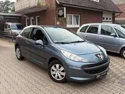 Grau Gebraucht 2007 Peugeot 207 Kleinwagen | 2.799 € (Etwas zu teuer)
