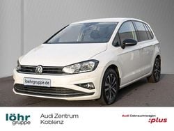 Weiß Gebraucht 2019 VW Golf Sportsvan IQ Drive Van / Kleinbus | 14.480 € (Guter Preis)