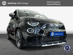 Schwarz Gebraucht 2024 Abarth 500e Kleinwagen | 36.990 €