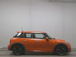 Orange Gebraucht 2018 Mini Cooper D Kleinwagen | 12.180 € (Fairer Preis)