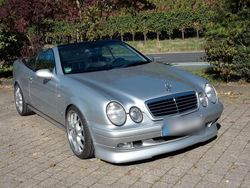 Silber Gebraucht 1998 Mercedes CLK230 Elegance Cabrio | 7.000 € (Teuer)