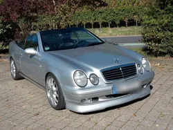 Silber Gebraucht 1998 Mercedes CLK230 Elegance Cabrio | 7.000 € (Teuer)
