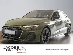 Distriktgrün metallic Gebraucht 2025 Audi A3 S-Line | 48.480 €