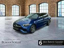 Metalliclack spektralblau Gebraucht 2022 Mercedes C300e AMG Kombi | 38.790 € (Fairer Preis)