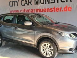 Grau Gebraucht 2017 Nissan Qashqai Acenta SUV | 12.800 € (Fairer Preis)