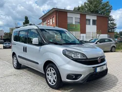 Grau Gebraucht 2019 Fiat Doblò Family Van / Kleinbus | 7.490 € (Superpreis)