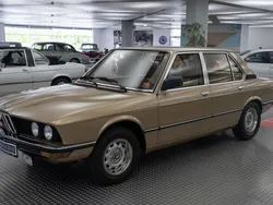 Beige Gebraucht 1981 BMW 520 Limousine | 10.900 €
