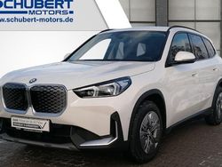 Weiß Gebraucht 2025 BMW iX1 Performance SUV | 41.890 € (Fairer Preis)