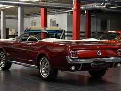 Rot Gebraucht 1964 Ford Mustang Cabrio | 69.800 €