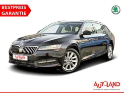Schwarz Gebraucht 2022 Skoda Superb Kombi | 27.890 € (Guter Preis)
