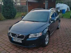 Blau Gebraucht 2012 Volvo V50 Business Edition Kombi | 5.600 € (Etwas zu teuer)