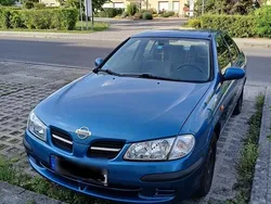 Blau Gebraucht 2000 Nissan Almera Limousine | 2.599 €